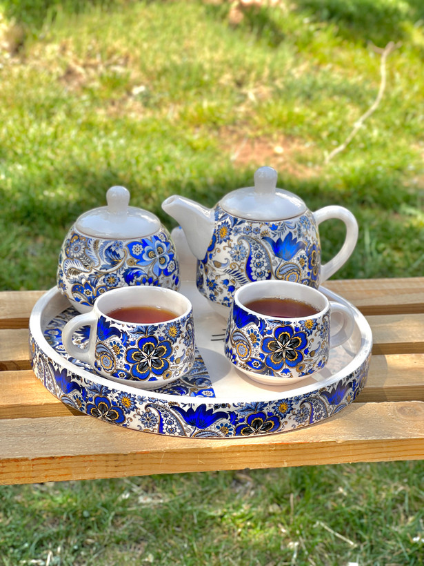 ست قهوه خوری (قوری،قندان،فنجان،سینی) طرح تایپوگرافی
